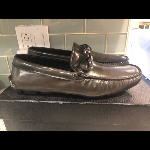 Mens PRADA  gray patent leather driving loafers